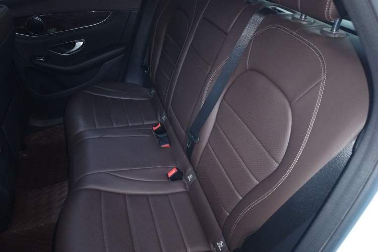 Used Mercedes-Benz GLC 2019 GLC 260 4MATIC Dynamic Edition Left Rear Seat