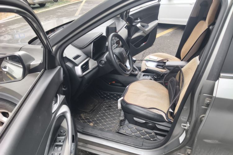 Used Baojun 510 2017 1.5L Manual Fashion Model