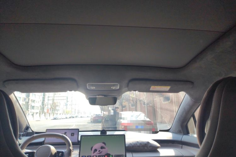 Used Hima Luxeed R7 2024 All-Electric 802 km Max
