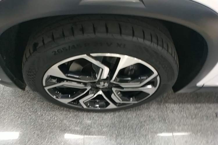 Used Nio ES8 2020 415 km Range 7-Seater Version
