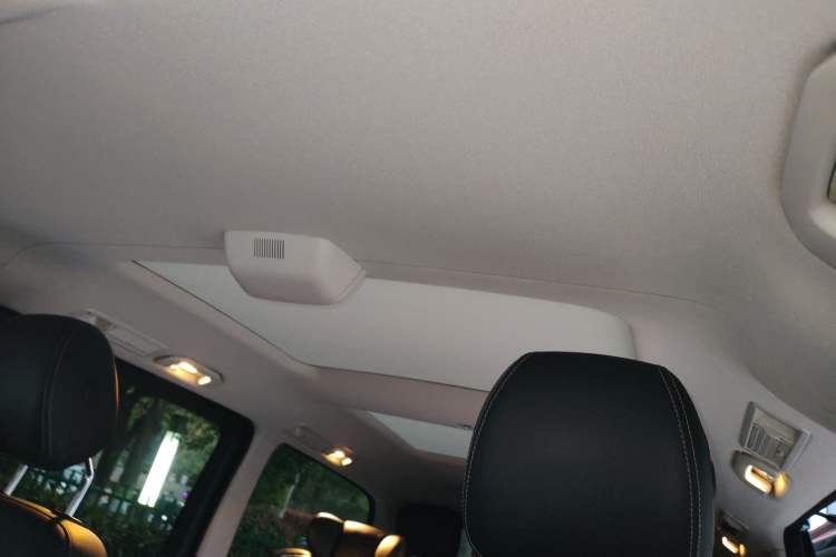 Used Mercedes-Benz V-Class 2021 V 260 L Long Wheelbase Prestige Edition
