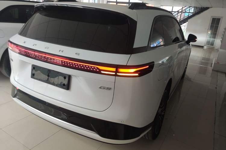 Used XPeng G9 2022 702 Max Rear Right 45 Deg