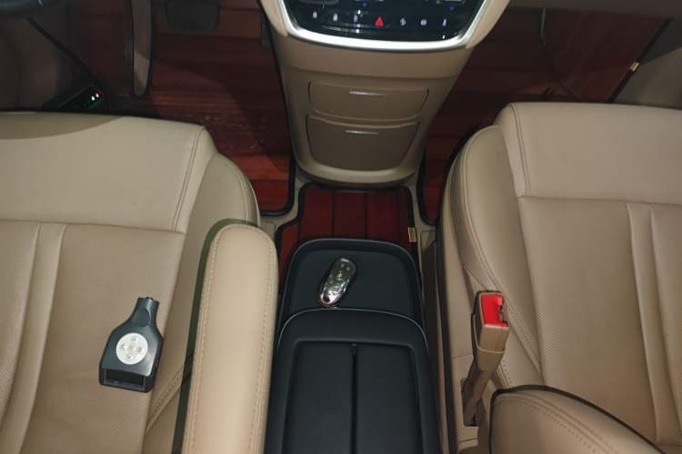 Used Buick GL8 2020 ES Land Cruiser 653T Smart Flagship Model
