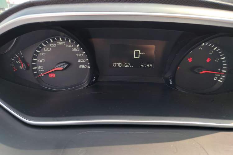 Used Peugeot 308 2016 1.6L Manual Fashion Edition