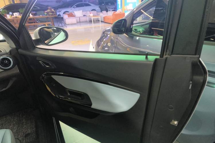 Used Chery New Energy Little Ant 2022 Sweet Pink Edition Full-Sugar Version 3-Cell Lithium 30kW 301km