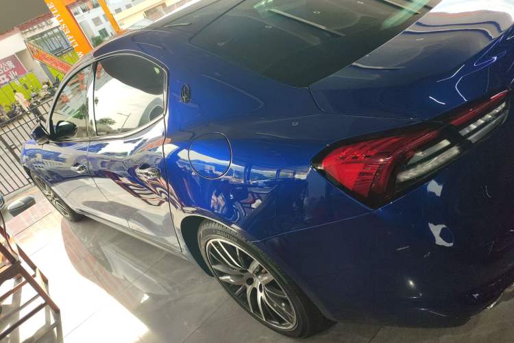 Used Maserati Ghibli 2021 2.0T Sharp Edition