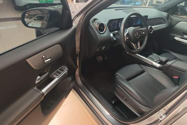 Used Mercedes-Benz GLB 2023 Refresh GLB 200 Fashion Edition