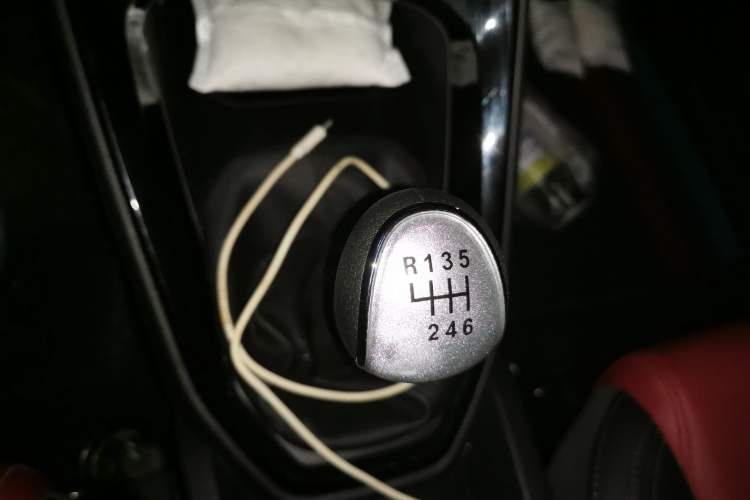 Used Haval H2s 2017 Blue Label 1.5T Manual Comfort Edition
