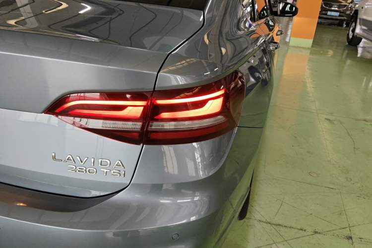 Used Volkswagen Lavida 2023 280TSI DSG Yongyi Edition
