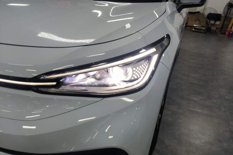 Used Volkswagen ID.4 X 2023 Pure Smart Edition Left Front Headlight