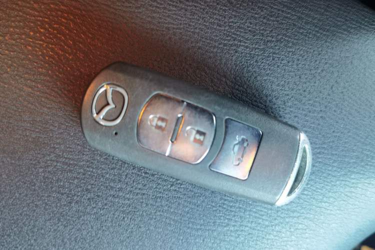 Used Mazda Mazda 3 Axela 2017 Sedan 1.5L Automatic Comfort Model Emission Standard China V
