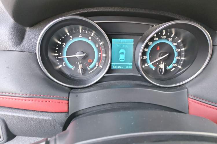 Used Haval H1 2016 Revised Version Blue Badge 1.5L AMT Standard Edition