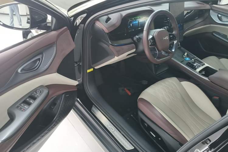 Used BYD Seal 2023 DM-i 1.5T 121km Flagship Model
