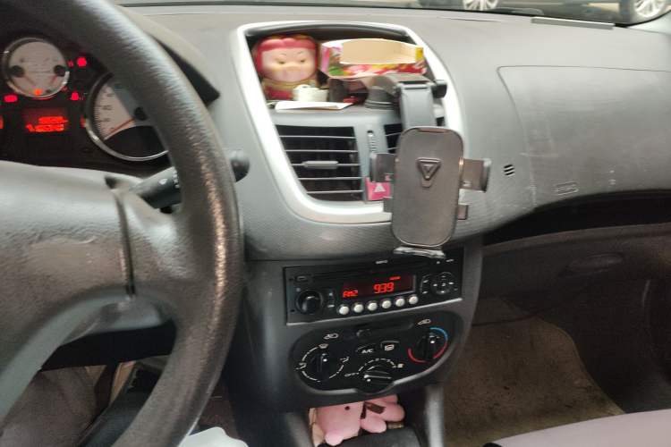 Used Peugeot 207 2011 Hatchback 1.4L Manual Yule Edition
