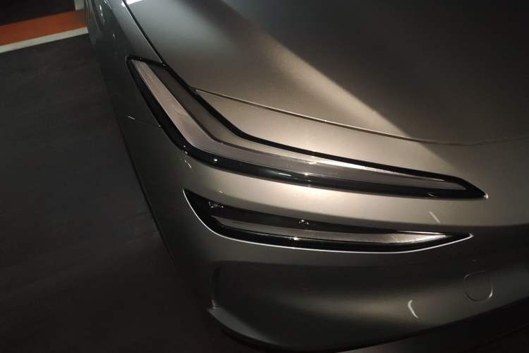 Used ONVO L60 2024 60 kWh Rear-Drive Version