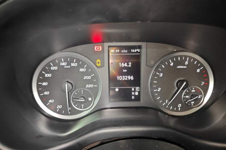 Used Mercedes-Benz Vito 2021 2.0T Business Version 7 Seats Instrument Cluster