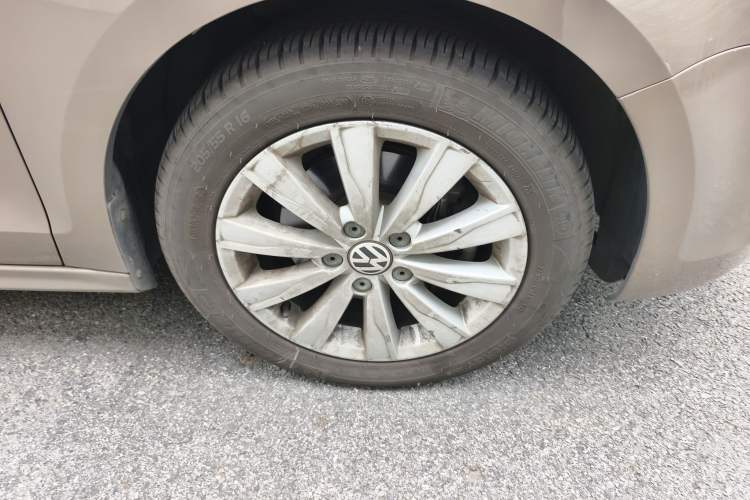 Used Volkswagen Sagitar 2014 Revised Version 1.4TSI Manual Luxury Edition
