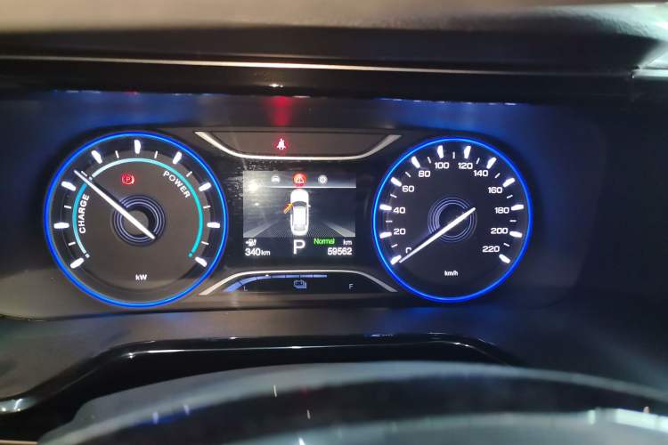 Used AION S 2023 Meizu 580 Lithium Iron Phosphate Instrument Cluster