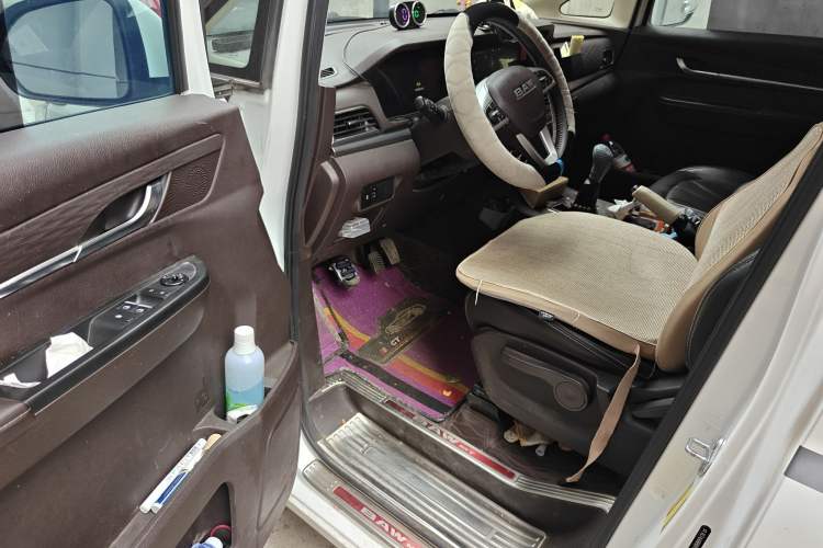 Used BAW Ruisheng Ace M7 2023 2.0L Long-wheelbase Business Version 7 Seats