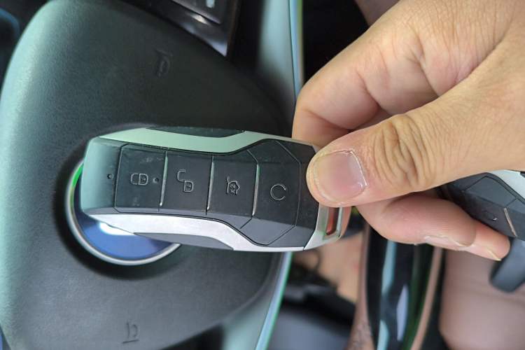 Used BYD Tang New Energy 2021 DM 2.0T Four-Wheel Drive High-Performance Flagship Model Interior 1