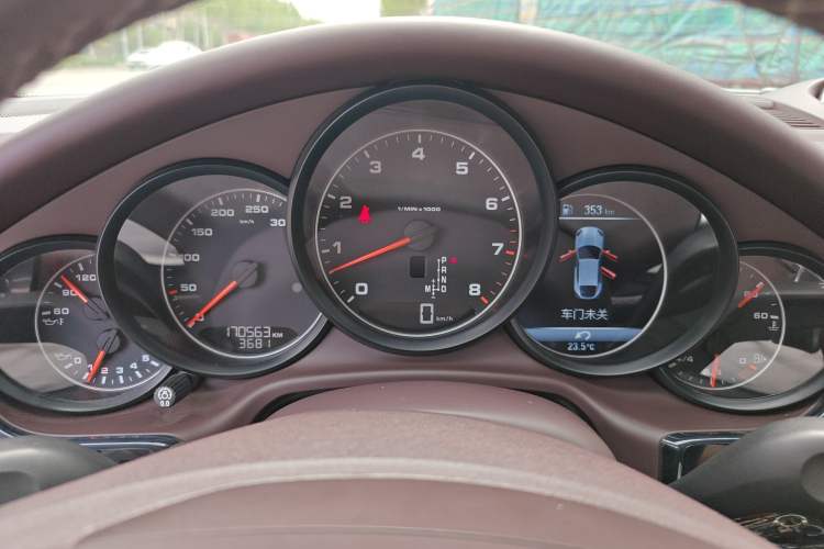 Used Porsche Panamera 2016 Panamera Edition 3.0T Instrument Cluster