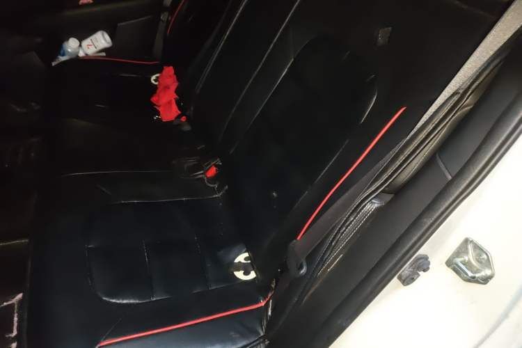 Used Subaru Outback 2013 2.5i Sport Edition Left Rear Seat