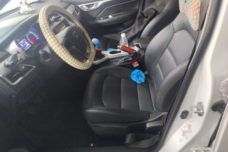 Used Geely Auto Vision 2019 Upgraded Model 1.5L Manual Luxury Version China V Standard
