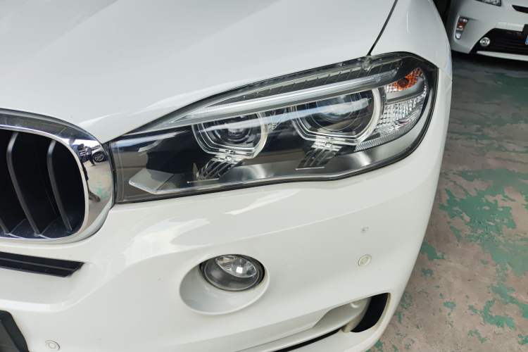 Used BMW X5 2016 xDrive35i parallel import
