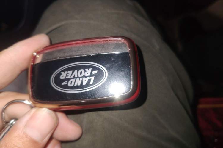 Used Land Rover Discovery Sport 2019 240 PS HSE Version China VI Standard
