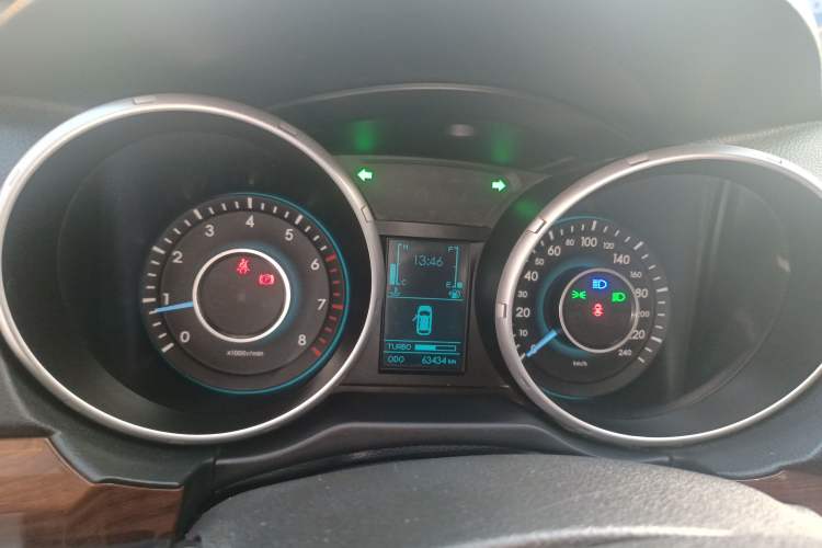 Used BAIC Weiwang S50 2016 1.5T Manual Joyful Premium Edition
