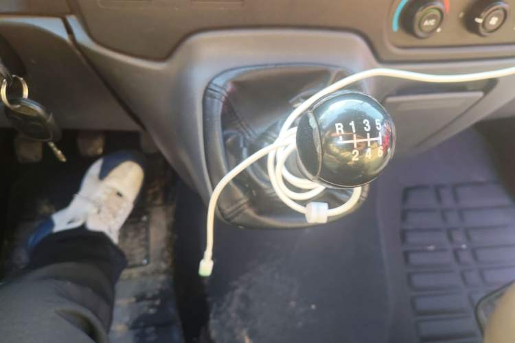 Used Ford Transit Custom 2016 2.2T Long-Wheelbase 6/7-Seater Mid-Roof Multi-Purpose Vehicle