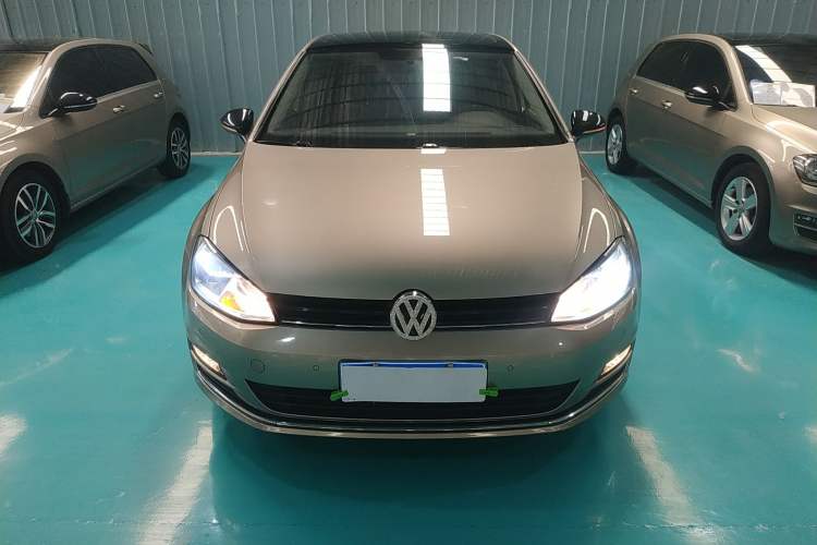 Used Volkswagen Golf 2017 230TSI Automatic Comfort Edition – Celebrating Milestone of One Million Units