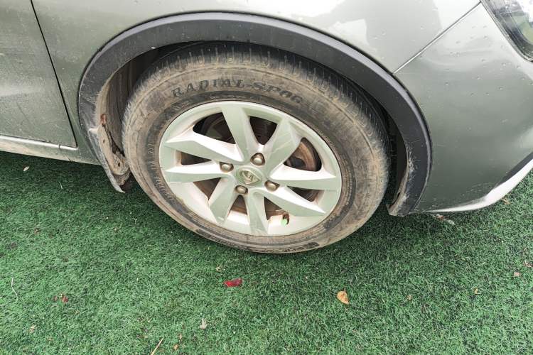 Used Baojun 310W 2017 1.5L Manual Fashion Model China V