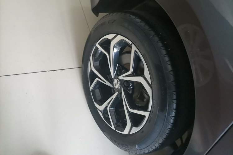 Used MG 5 2021 Revised Version 180 DVVT CVT Youth Luxury Edition Exterior 5