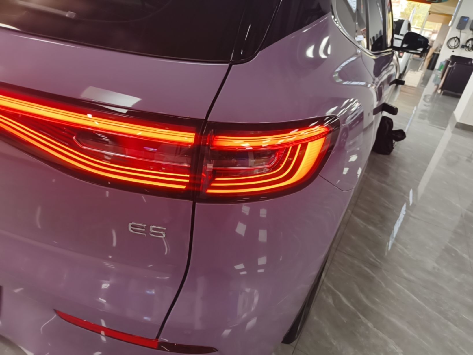 Geely Galaxy E5 2026 Model 610km Exploration+ Edition — снимка 9