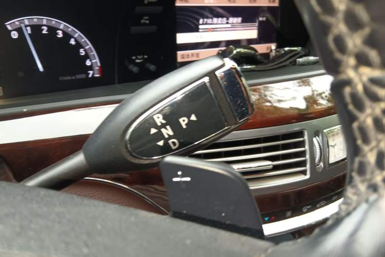 Used Mercedes-Benz S-Class 2011 S 350 L CGI Gear Lever