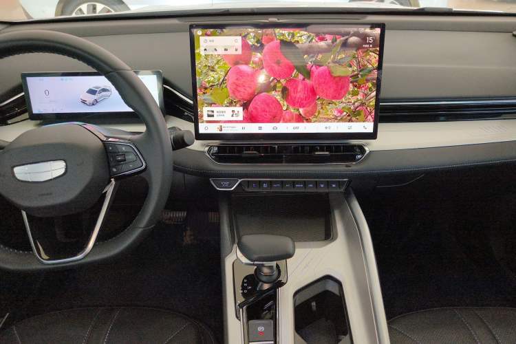 Used Geely Auto Preface 2025 Dongfang Yao 1.5TD Kunlun Edition