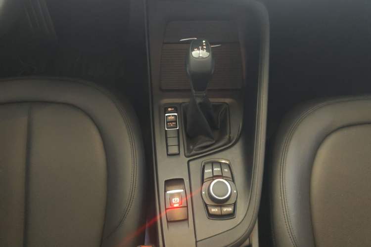 Used BMW X1 2016 sDrive18Li Fashion Model Gear Lever