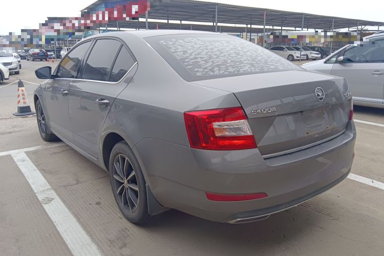 Used Skoda Octavia 2017 1.6L Automatic Smart Drive Edition
