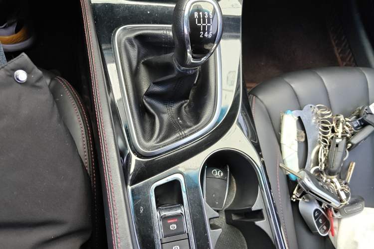 Used BAIC Beijing U7 2019 1.5T Manual Elite Version China VI