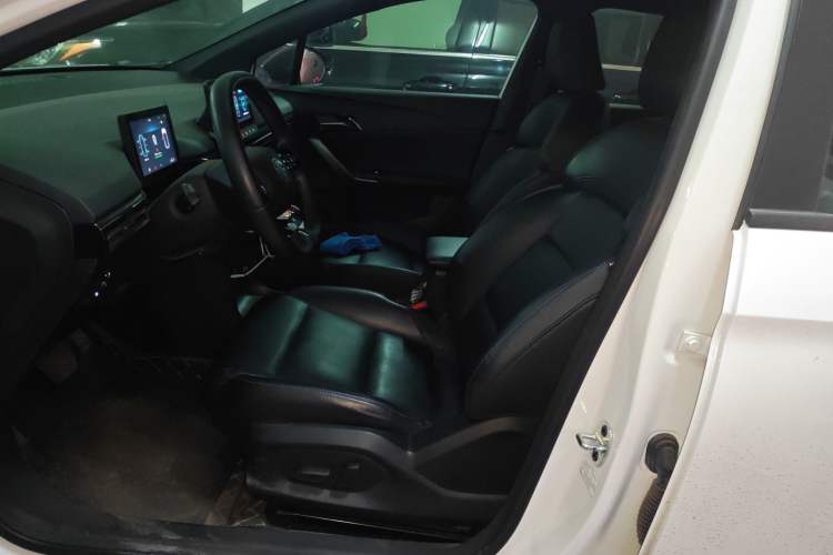 Used MG 4 EV 2022 425 km Luxury Edition
