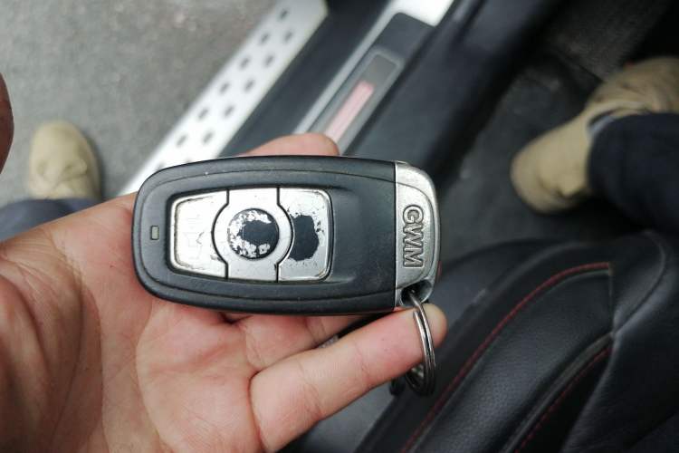 Used Haval H6 2014 Sport Edition 2.0T Diesel Manual 4x4 Prestige Version
