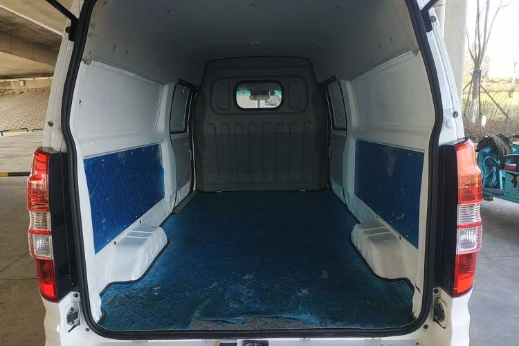 Used Shenzhou DST 5 2020 Pure Electric Van
