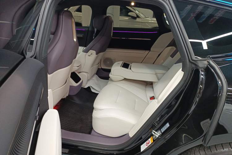 Used Avatr 12 2025 Max Extended-Range Edition
