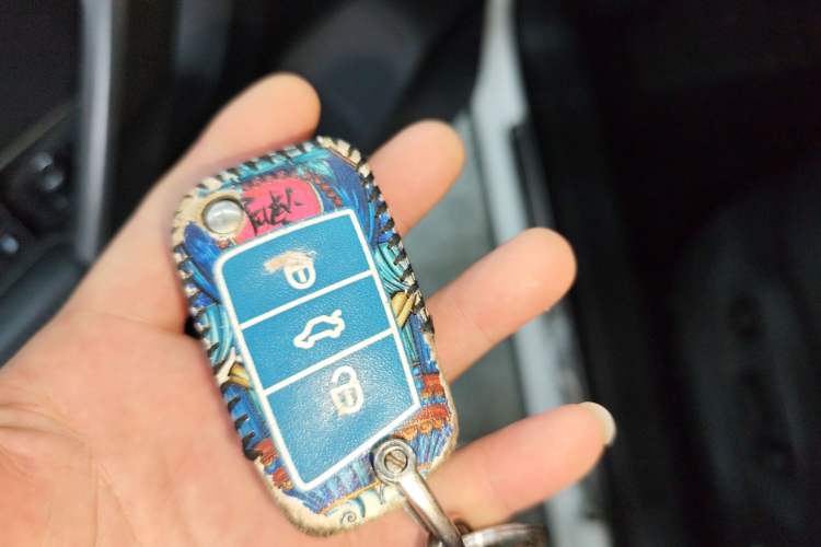 Used Volkswagen Tiguan L 2017 330TSI Automatic Two-Wheel Drive Comfort Edition Vehicle Key