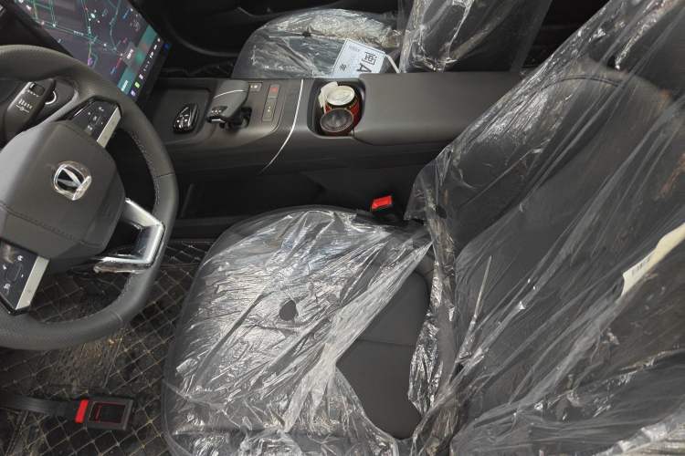 Used CHANGAN Eado 2025 Blue Whale 1.5T 500Bar Prestige Model Left Front Seat