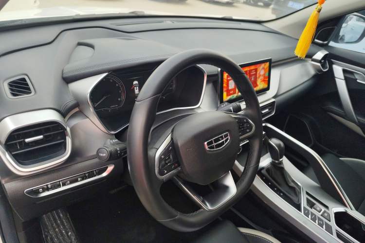 Used Geely Auto Coolray 2020 PRO 240T DCT Hunter
