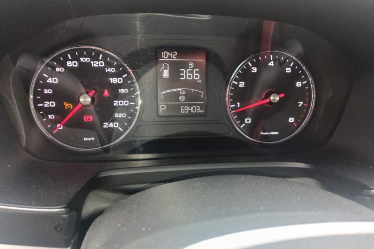 Used Roewe RX5 2018 20T Two-Wheel Drive Automatic Flagship Edition
