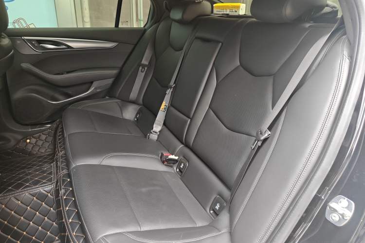 Used Cadillac CT5 2024 28T Luxury Pro Trim
