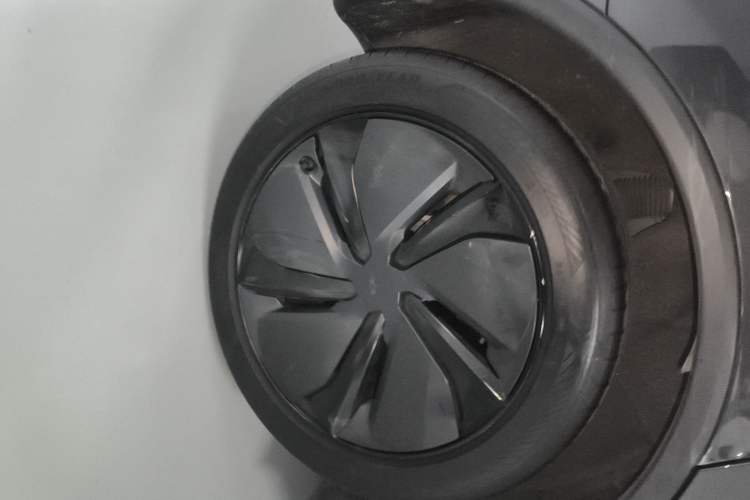 Used Tesla Model Y 2025 Rear-Wheel Drive First Edition
